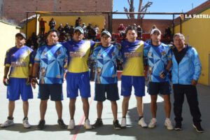 Delegación orureña lista para competir en el campeonato nacional de pelota de mano
