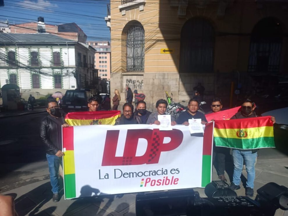 Movilización ciudadana por la defensa de la democracia