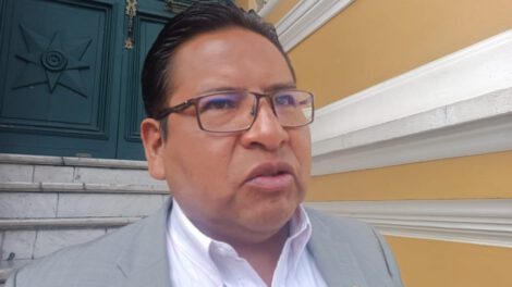 Ley 372 de imprescriptibilidad presentada por Juan José Jáuregui