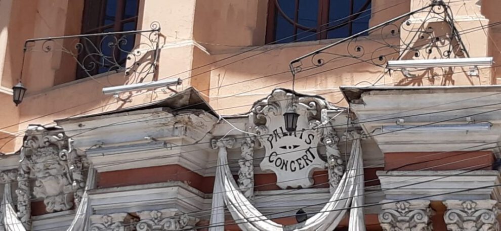 Restauración del Teatro Palais con avance del 30%