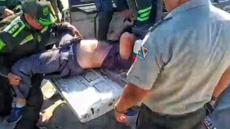 Tensión y arrestos en Santa Cruz durante la entrada folclórica