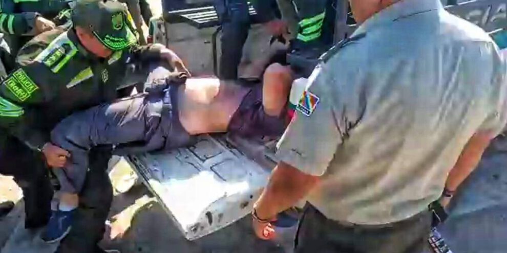 Tensión y arrestos en Santa Cruz durante la entrada folclórica