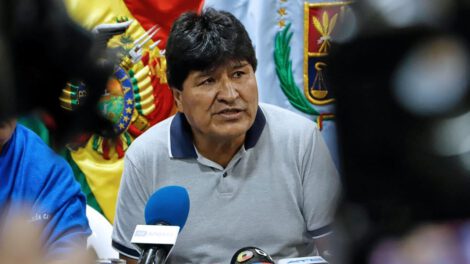 Evo Morales rechaza invitaciones internacionales por situación política