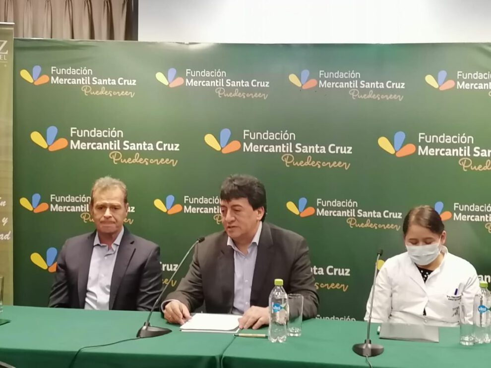 Campaña gratuita de cirugías de mano en La Paz
