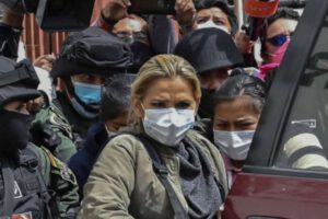 Expresidente Añez busca anular su condena por caso Golpe II