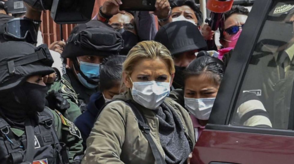 Expresidente Añez busca anular su condena por caso Golpe II