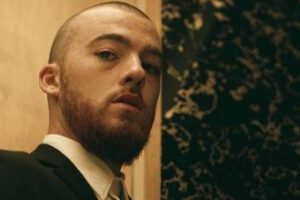 Angus Cloud en el set de la serie Euphoria