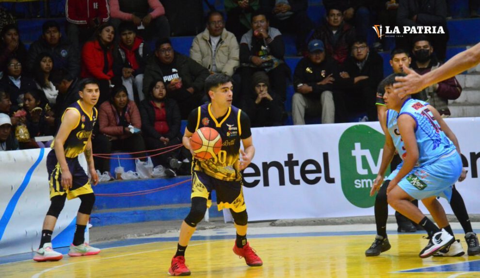Carl A-Z semifinal Libobásquet