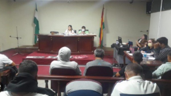 Prisión para 10 vinculados a narcotraficante Marset