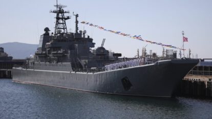 Drones ucranianos atacan puerto ruso y dañan buque Olenegorsky Gornyak