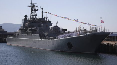 Drones ucranianos atacan puerto ruso y dañan buque Olenegorsky Gornyak