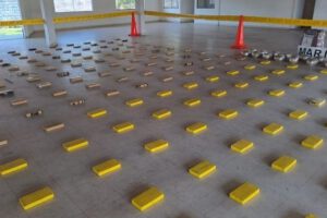 Cocaína incautada en operativos de la Aduana y FELCN