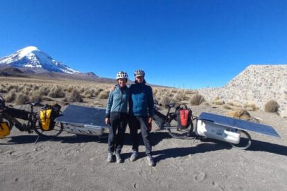 Turistas en el Parque Nacional Sajama