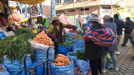 Aumento de precios de alimentos básicos en Bolivia