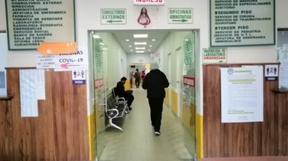 Atención médica durante feriado nacional en CNS Oruro