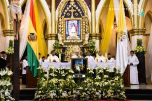 Actos protocolares y religiosos en Oruro