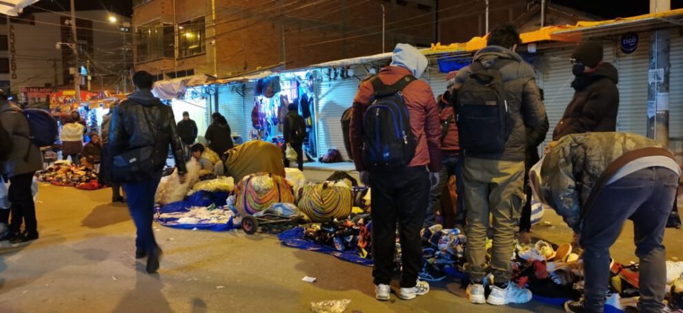 Comercio informal en Oruro