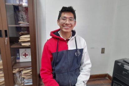 Bruno Vincentty se despide de Oruro para conseguir el bachillerato internacional en Canadá