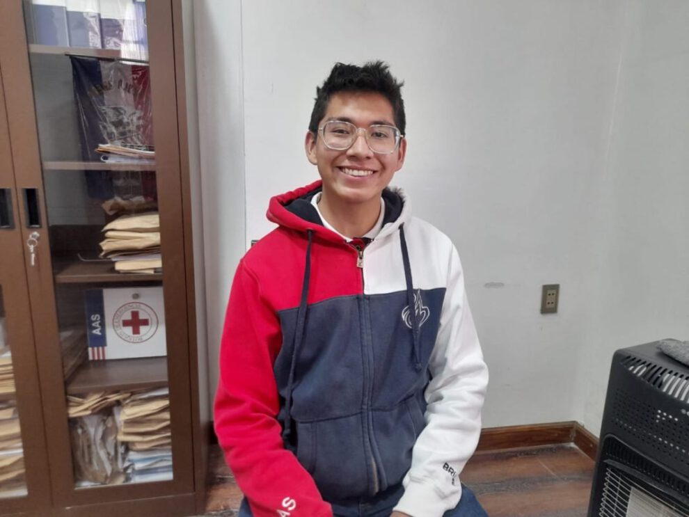 Bruno Vincentty se despide de Oruro para conseguir el bachillerato internacional en Canadá