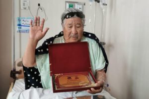 Mario Molina Quiroga reconocido por su contribución al Carnaval de Oruro