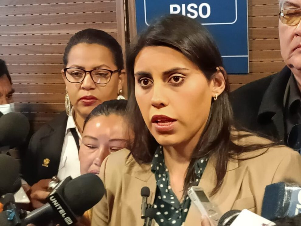 Elecciones judiciales con Andrea Barrientos