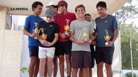 Nicolás Murillo subcampeón en el torneo nacional de tenis G-4
