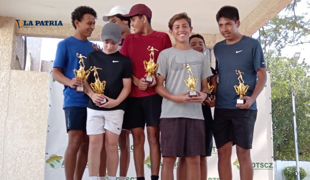 Nicolás Murillo subcampeón en el torneo nacional de tenis G-4