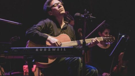Teoría de Cuerdas de Rodrigo Grillo Villegas en Oruro