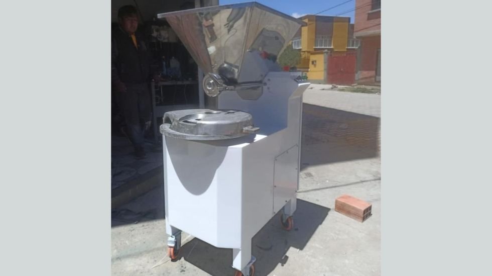 Máquina para panaderos creada por José Pablo Janco