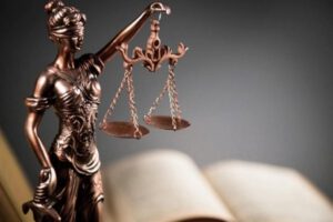 Ley para prorrogar mandatos judiciales