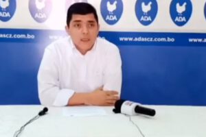 Bloqueos en carreteras afectan a la industria avícola en Santa Cruz