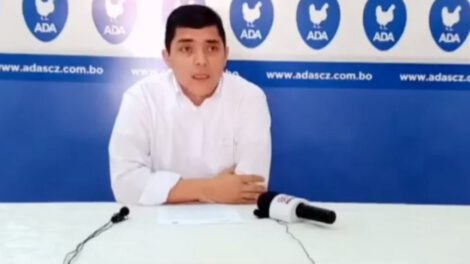 Bloqueos en carreteras afectan a la industria avícola en Santa Cruz