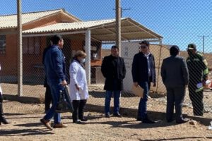 Salud del gobernador Luis Fernando Camacho evaluada por junta médica en el penal de Chonchocoro