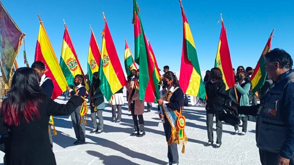 La Bandera boliviana, símbolo de valentía y resistencia