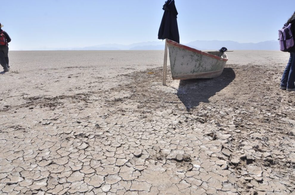 Denuncian disminución del lago Poopó por falta de aguas del Río Desaguadero