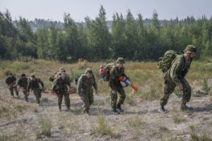 Evacuación masiva por incendios forestales en Canadá