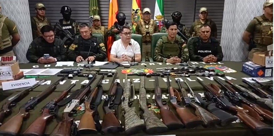 Roberto H. tenencia de armas