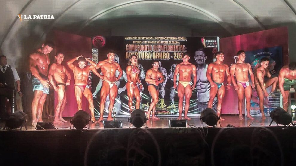 Miss y Míster Novatos 2023 en el torneo de fisicoculturismo en Oruro