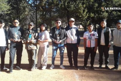 Torneo de tenis universitario organizado por el Club FNI
