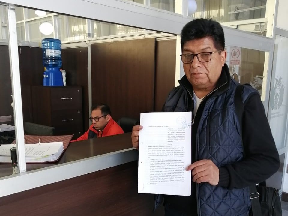 Denuncia contra Choquehuanca por congelación de funciones