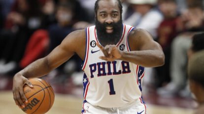 James Harden multa por declaraciones sobre Daryl Morey