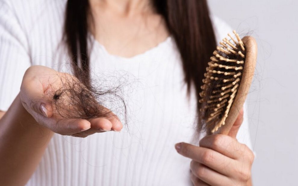Falta de vitamina B7 y su impacto en la caída del cabello