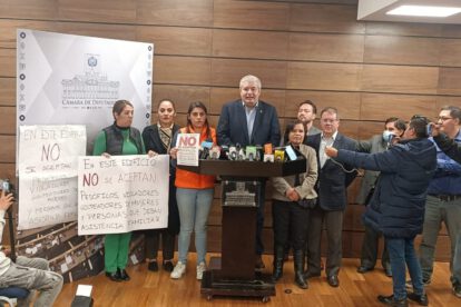 Renuncia de diputado del MAS por denuncias de extorsión
