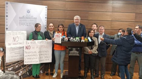 Renuncia de diputado del MAS por denuncias de extorsión