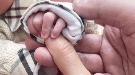 Sandra Alcázar comparte la llegada de su primogénita