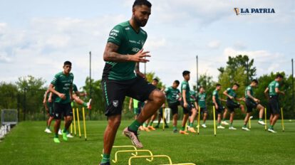 Selección boliviana inicia su trabajo con Gustavo Costas