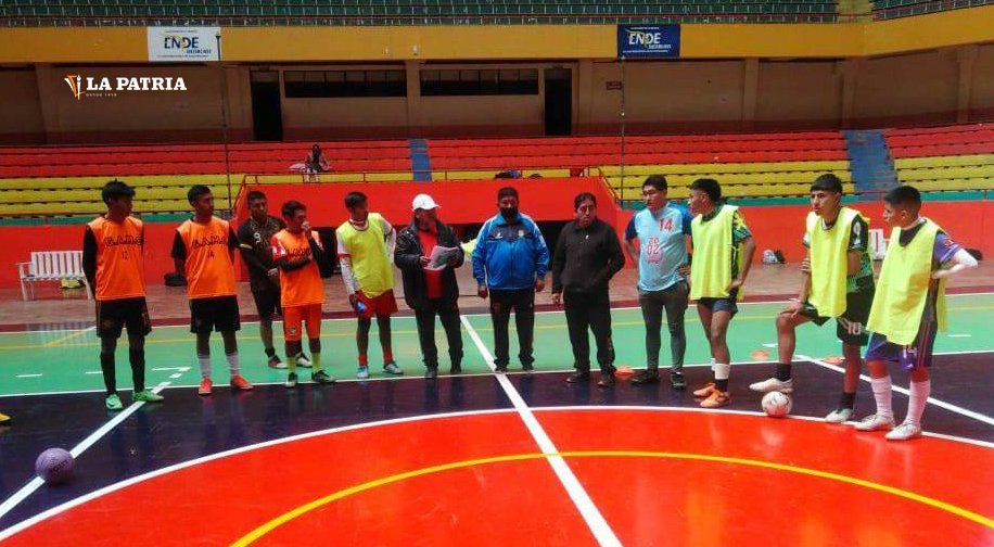 Fútbol de salón AMF en Oruro