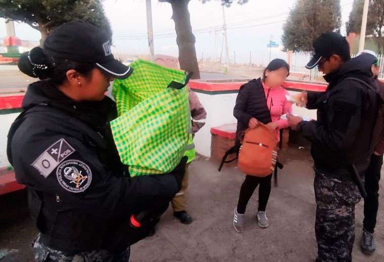 Bebé abandonada en El Alto