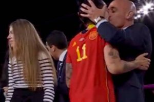 Procedimiento disciplinario contra Luis Rubiales por beso sin consentimiento a Jenni Hermoso