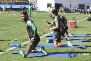 Selección boliviana comienza su trabajo en Ananta